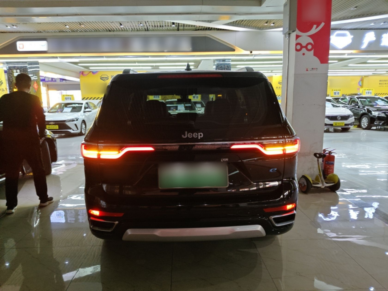 Jeep Jeep 2022款 2.0T 插电混动版 photo 5