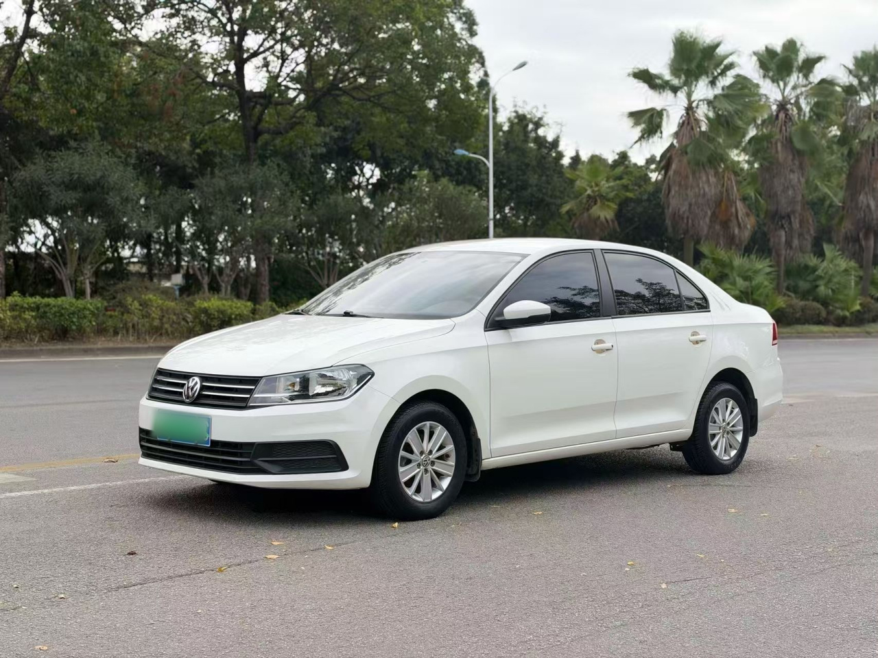 Santana 2016 1.6L MT
