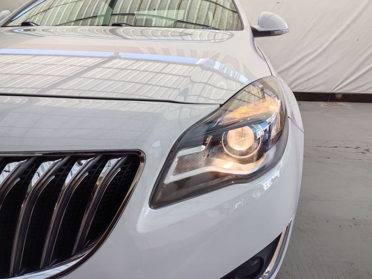 Regal 2015 1.6T Elite Tech photo 3
