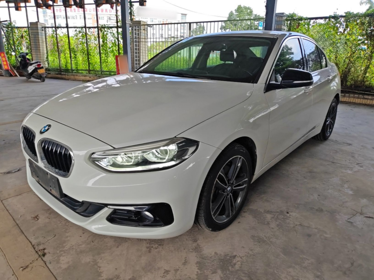 1 Series 2018 118i Sport