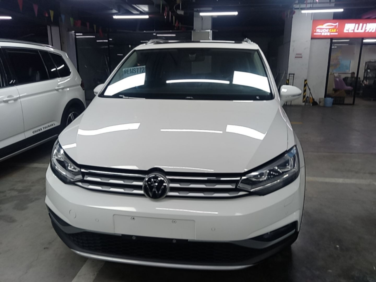 2021 L 280TSI DSG 7-Seater photo 2
