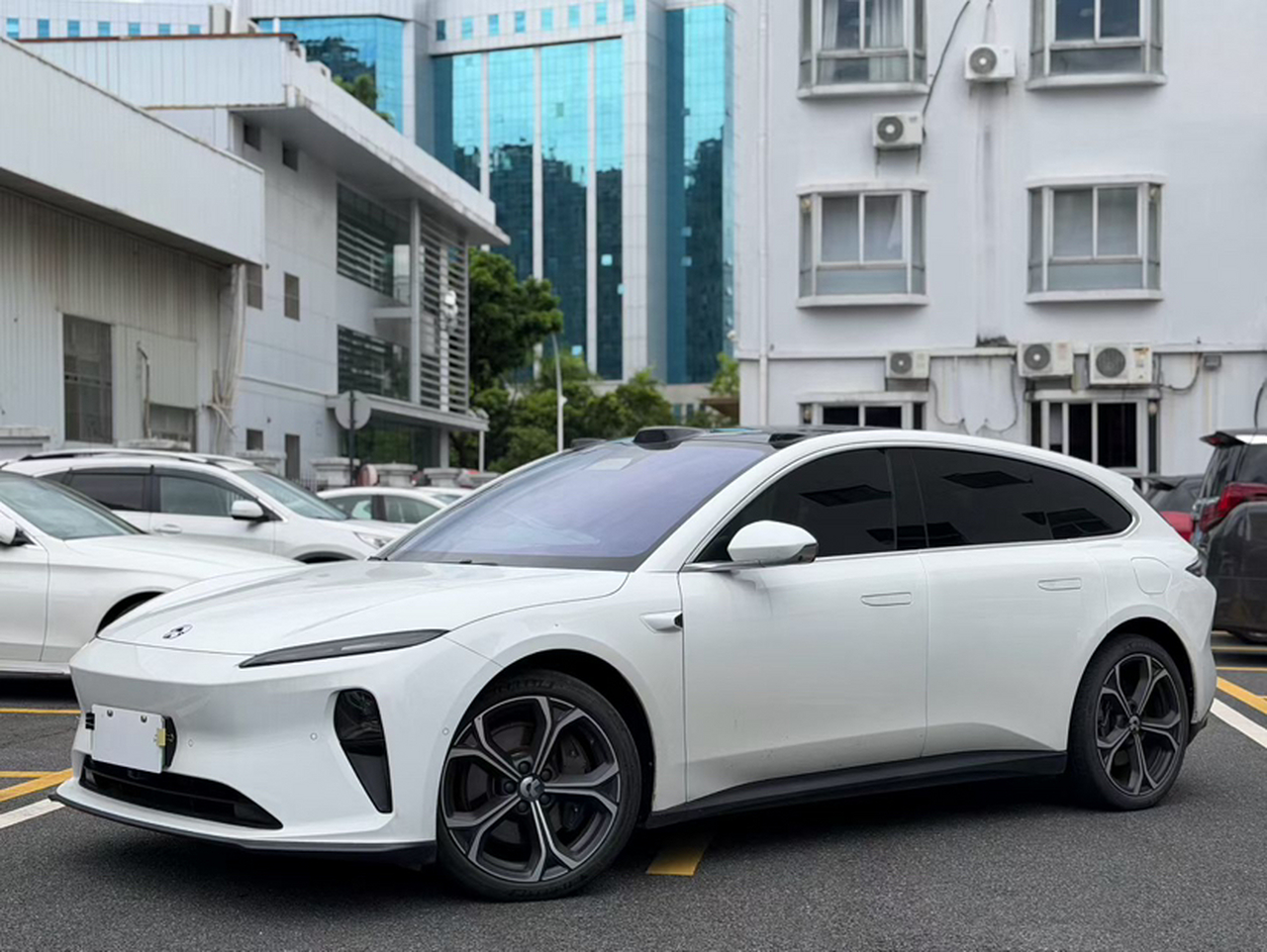 ET5T 2024 75kWh Touring