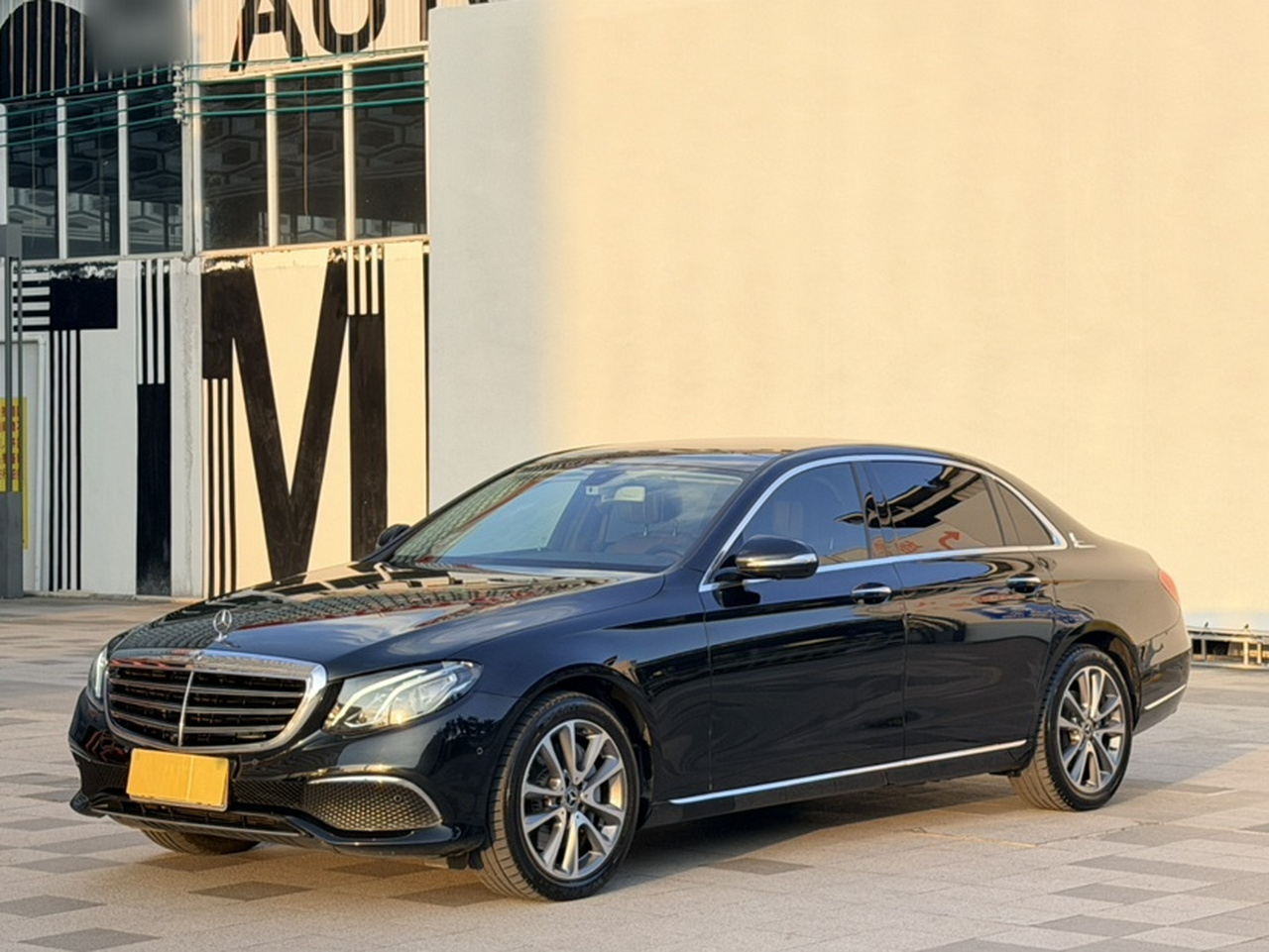 E-Class 2018 E 300 L Luxury