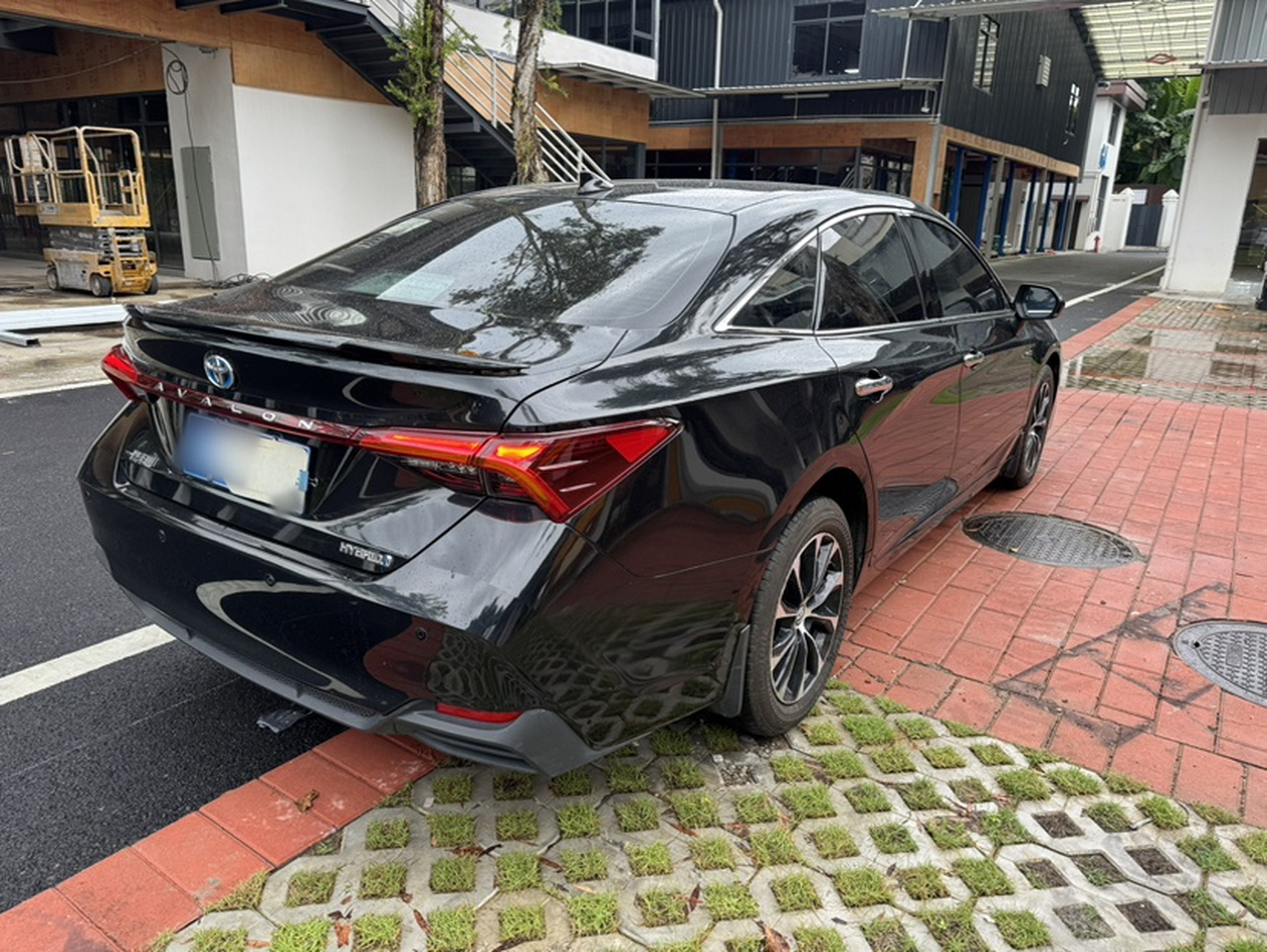 Avalon 2023 Hybrid 2.5L Luxury photo 2