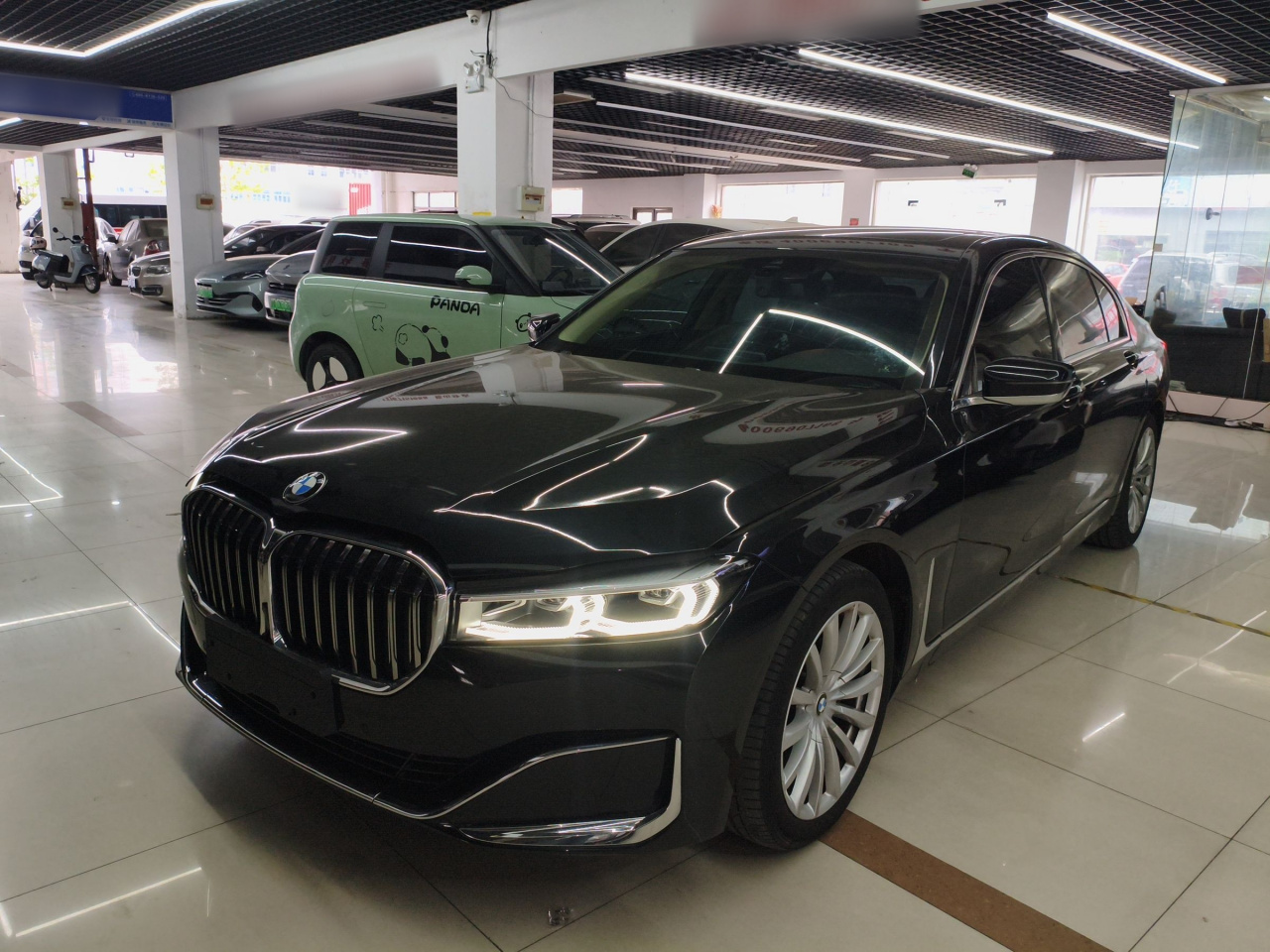 7 Series 2021 730Li Luxury