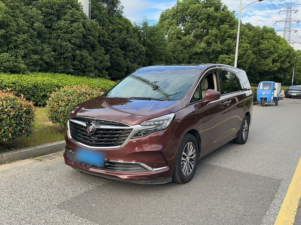GL8 2022 ES 653T Exclusive