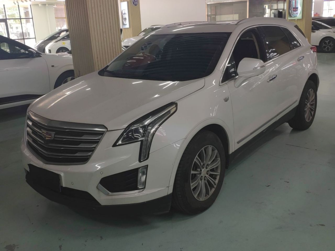 XT5 2016 25T Luxury