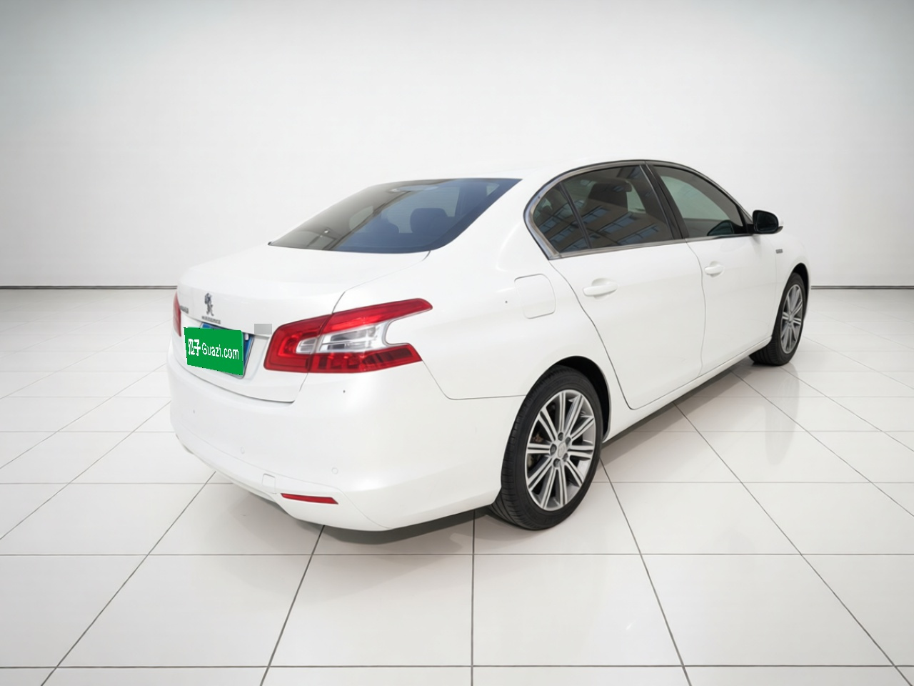 408 2015 1.2T AT Luxury photo 4