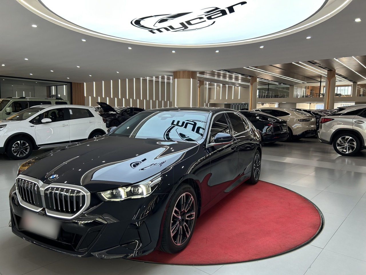 5 Series 2026 530Li Leading M Sport Package