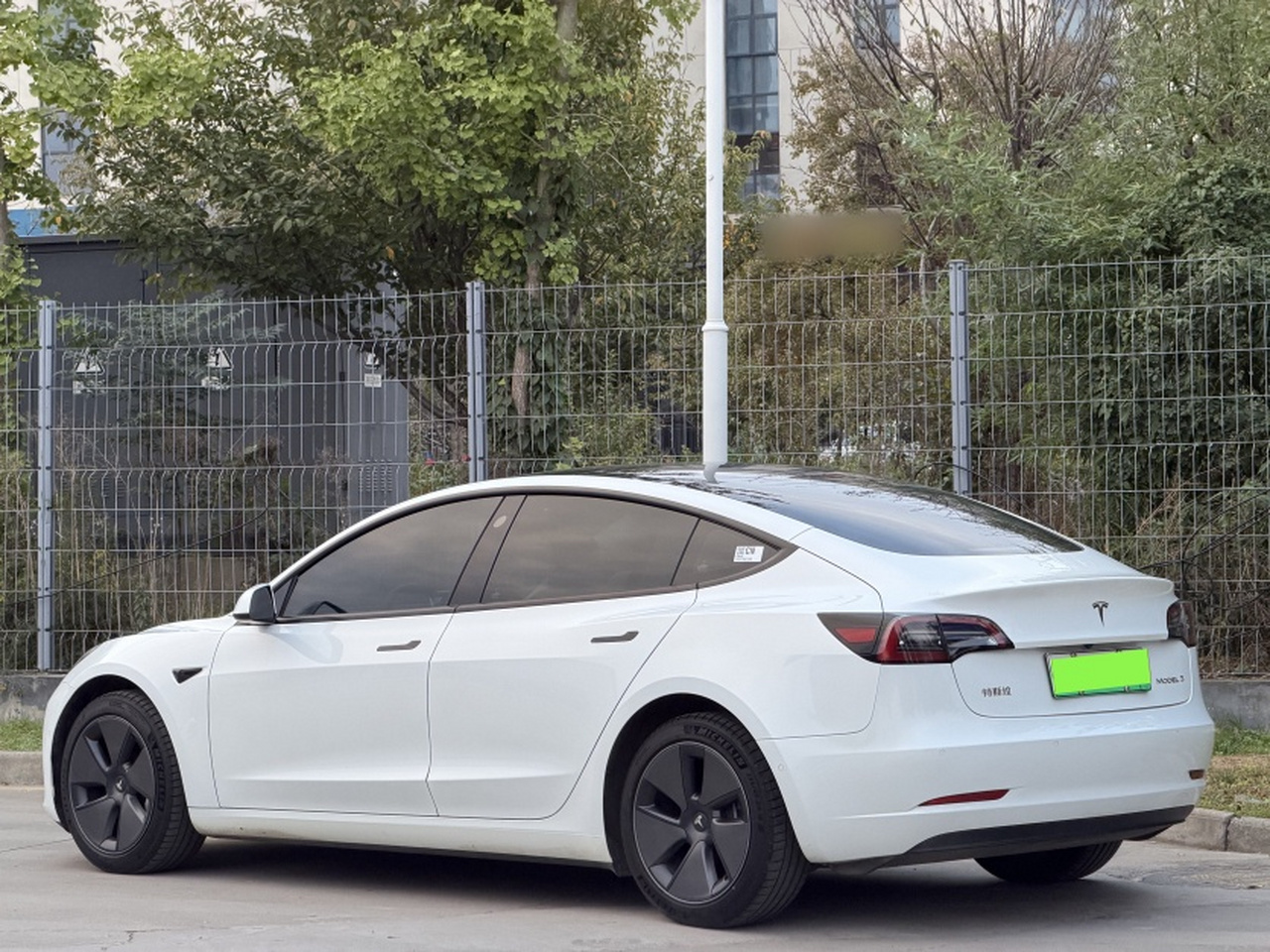 Model 3 2022 RWD photo 4