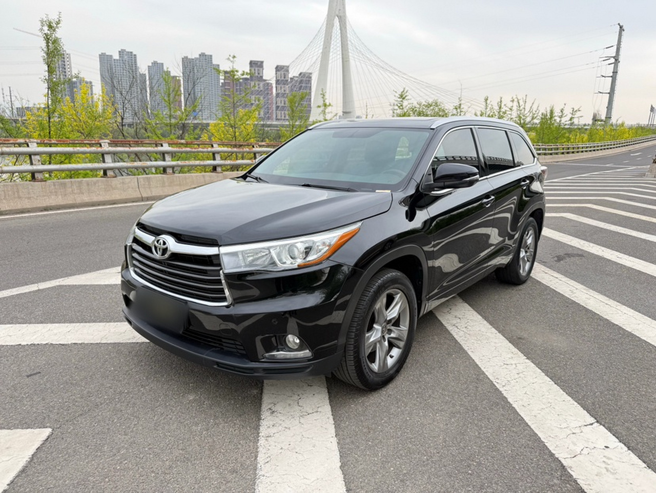 Highlander 2017 2.0T AWD Luxury 7-Seater