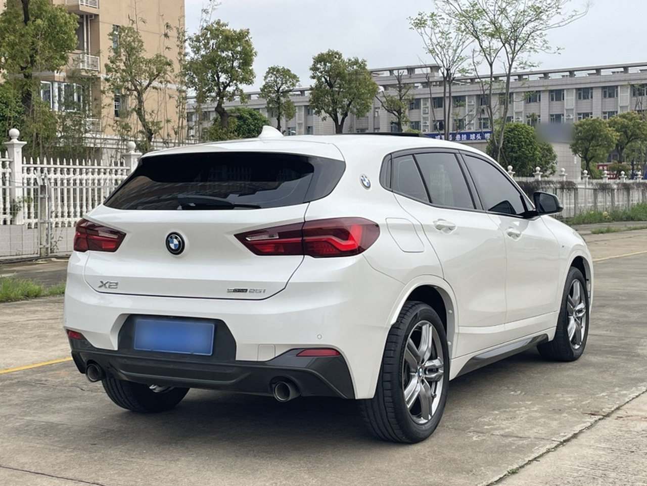 X2 2023 sDrive25i M Sport photo 3