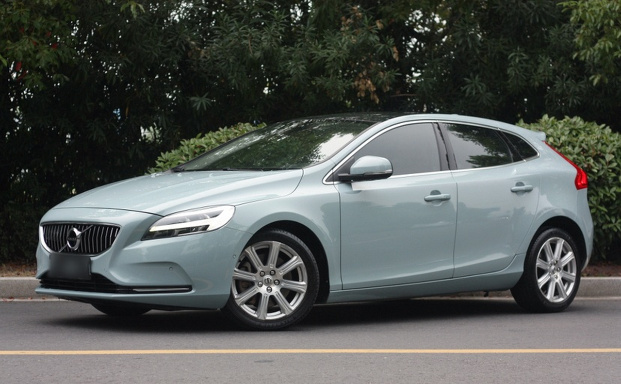 V40 2017 T3