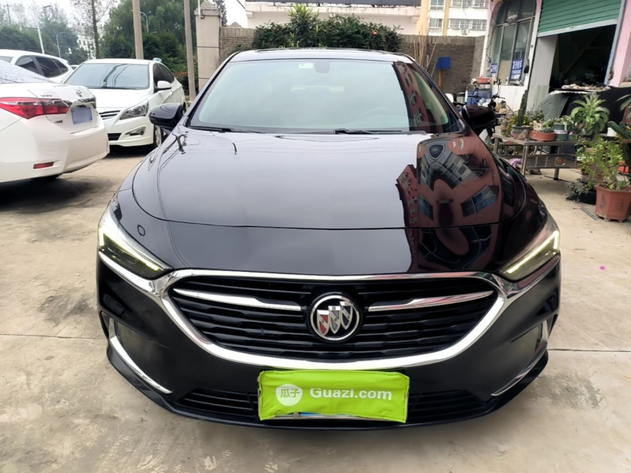 LaCrosse 2019 28T Luxury photo 2