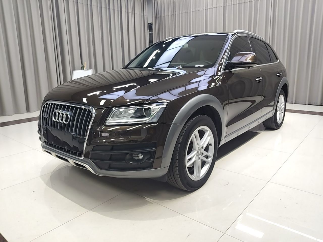 Q5 2017 Plus 40 TFSI Tech