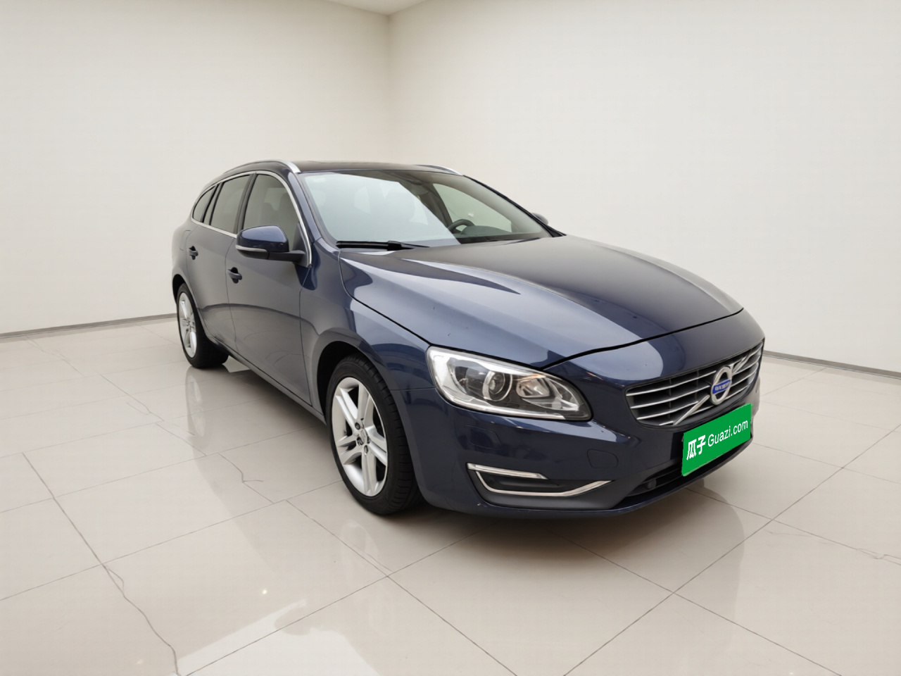 V60 2014 Facelift T5 photo 3