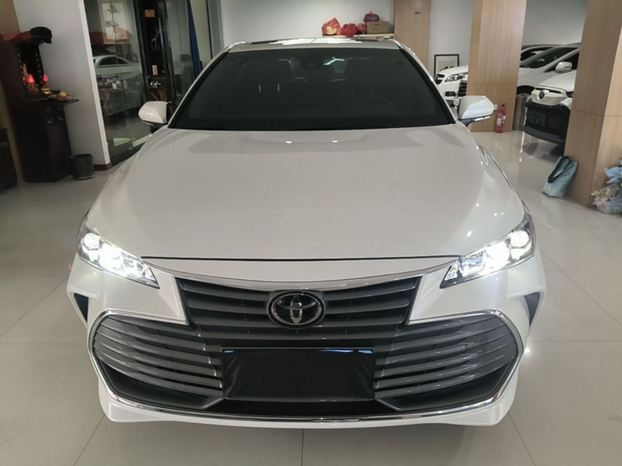 Avalon 2021 2.5L Luxury photo 2