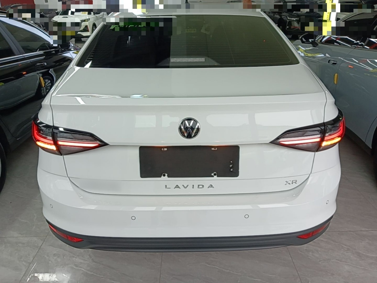 Lavida 2023 1.5L AT photo 5