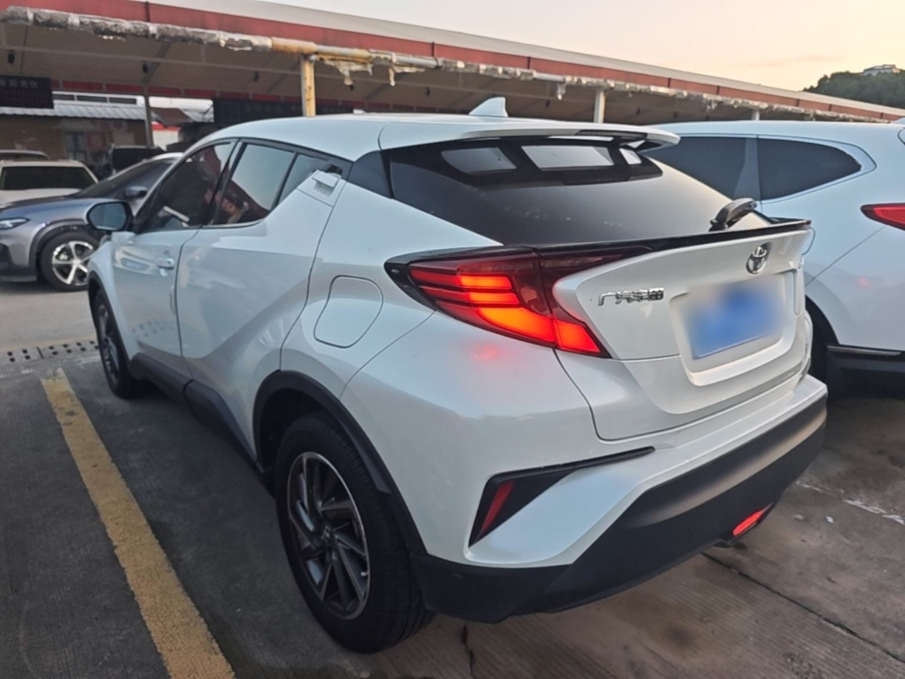 C-HR 2021 2.0L Luxury photo 4