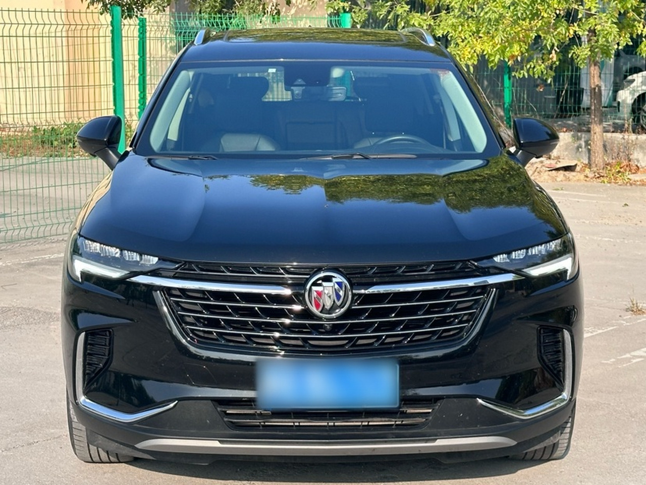 2021 Envision Plus 652T 5-Seater AWD Luxury photo 2