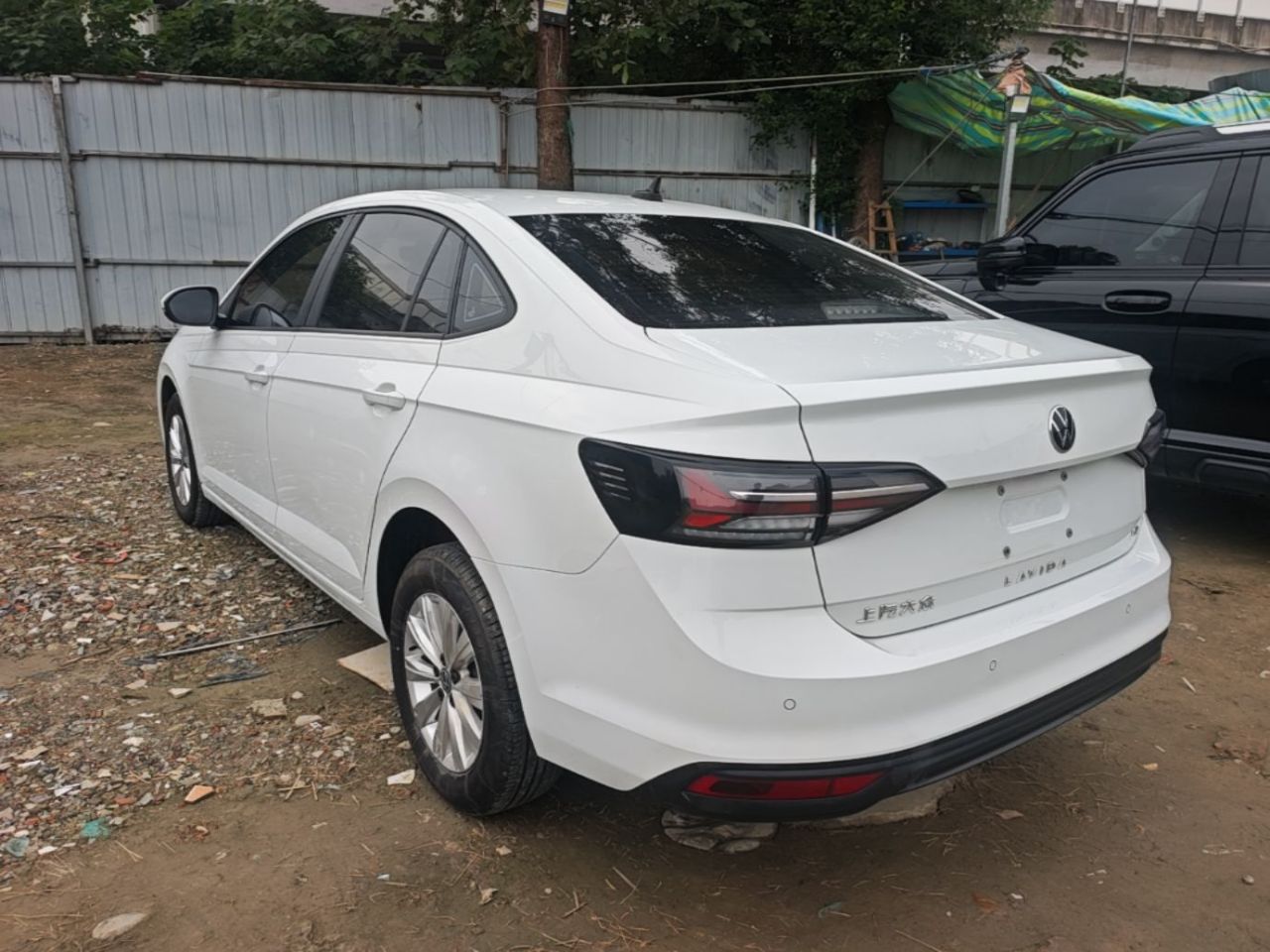 Lavida 2023 1.5L AT photo 4