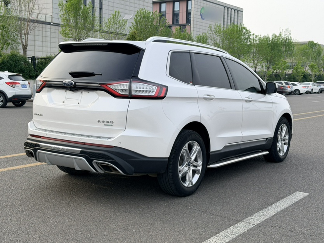 Edge 2016 EcoBoost 245 AWD 7-Seater photo 3