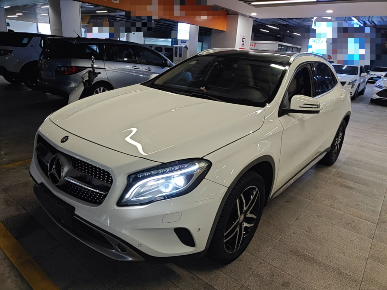 GLA 2015 GLA 200 Fashion