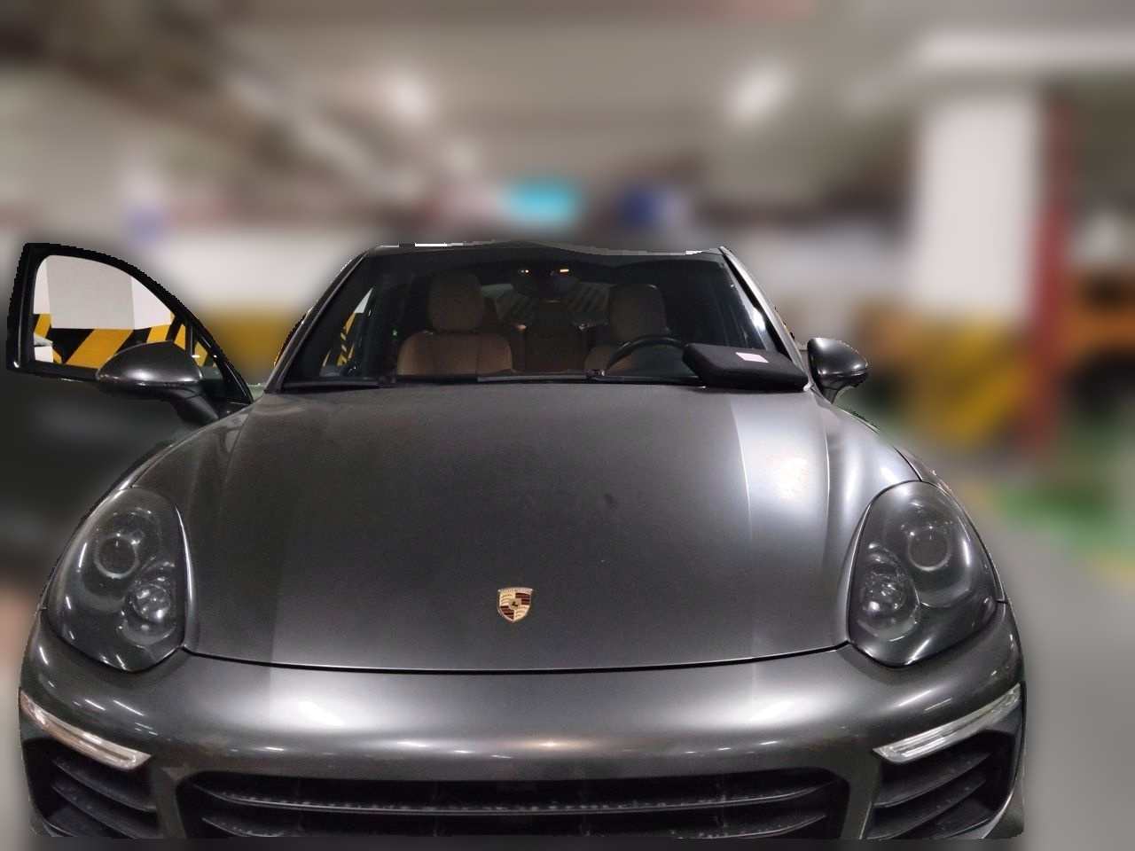 2015 Cayenne 3.0T photo 2