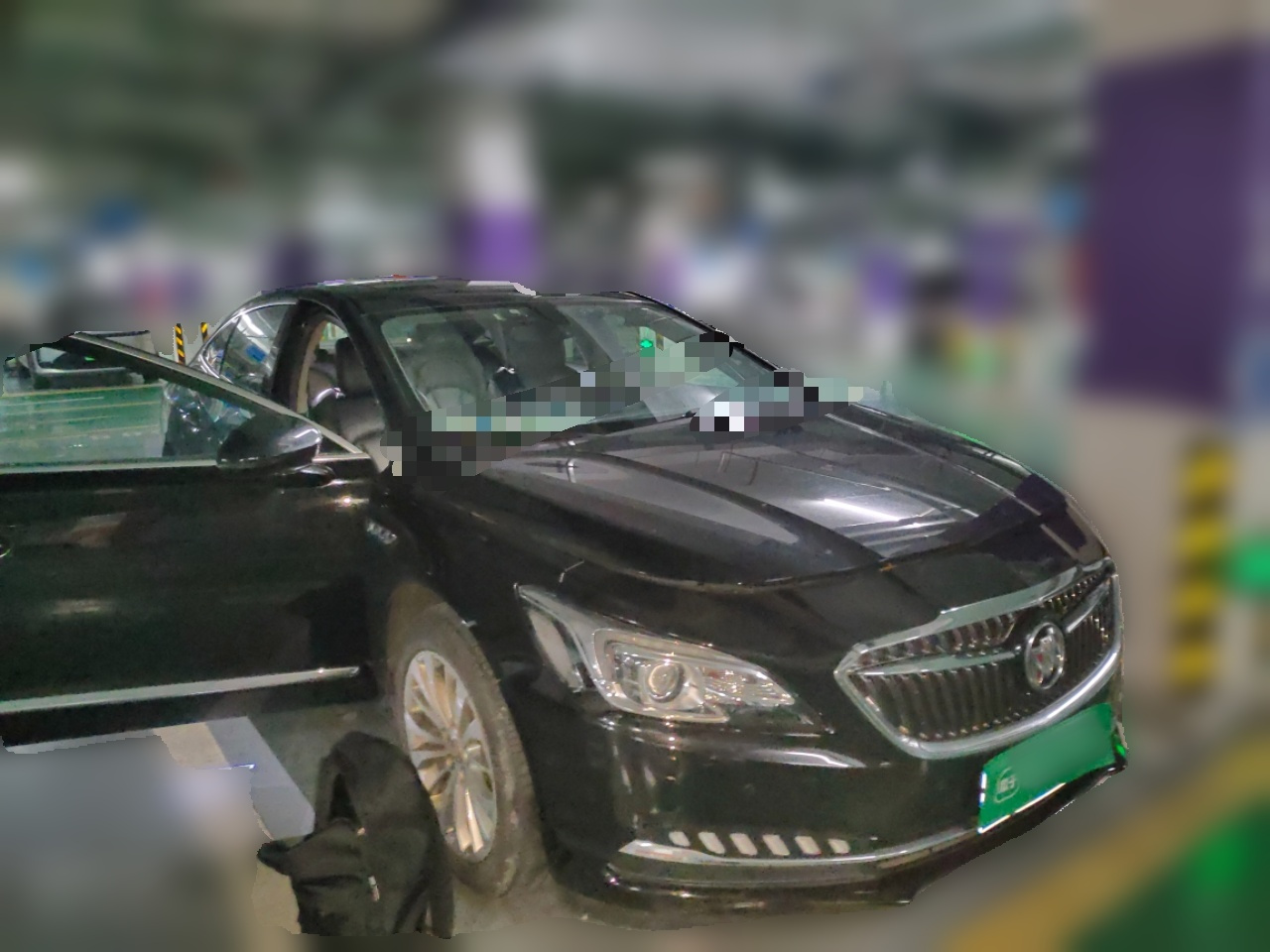 LaCrosse 2016 Facelift 28T Elite photo 3
