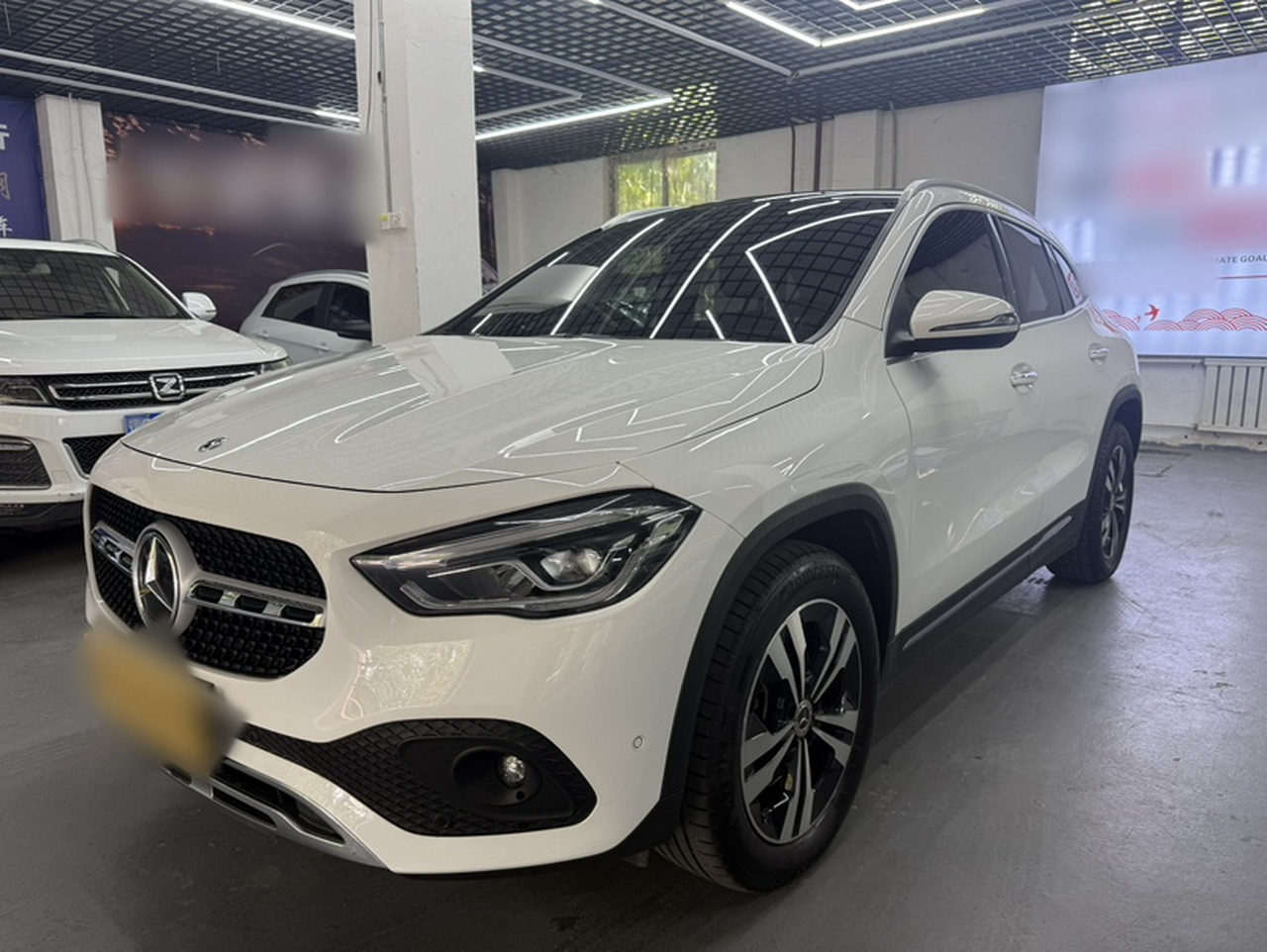 GLA 2023 GLA 220