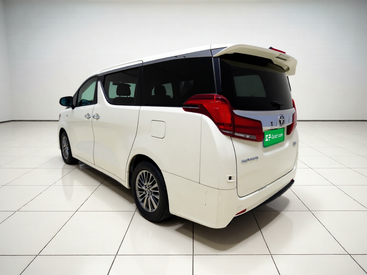 Alphard 2021 Hybrid 2.5L Luxury photo 4