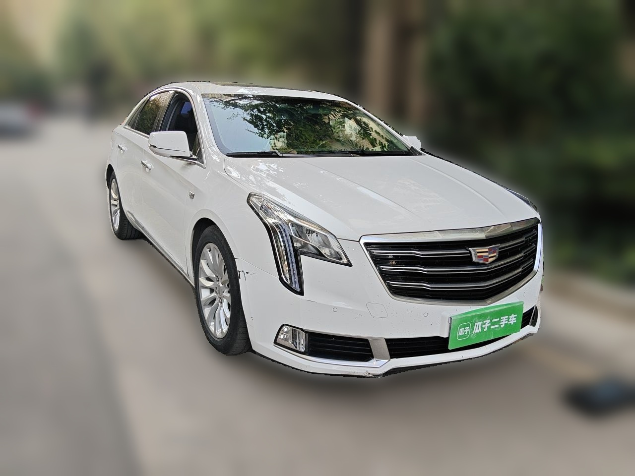 XTS 2018 28T Elite photo 3