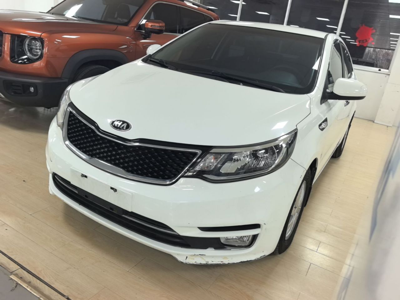 K2 2015 Sedan 1.4L AT GLS