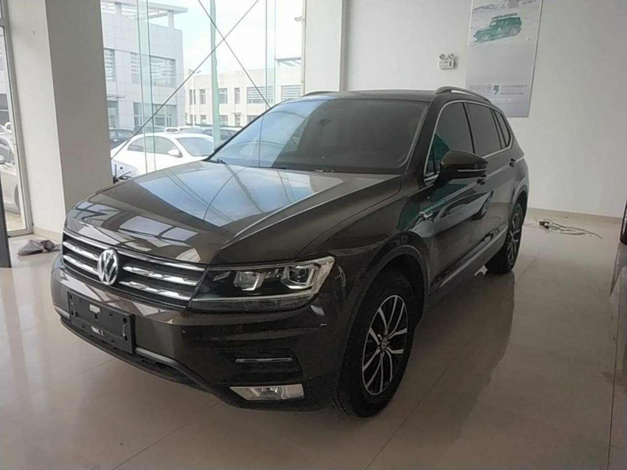 Tiguan L 2018 330TSI AT RWD Luxury