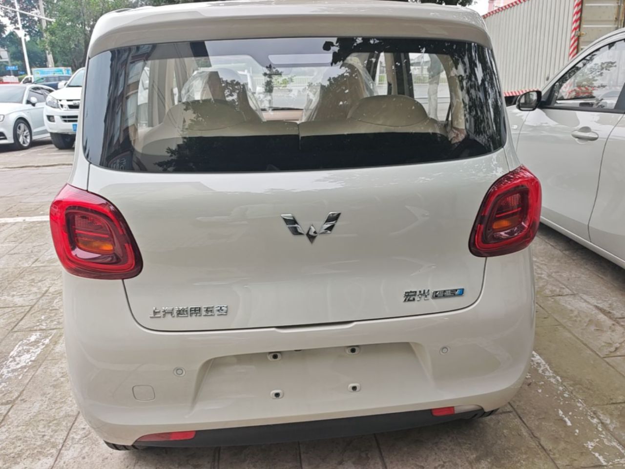 Hongguang MINIEV 2025 4th Gen 4-Door Advanced photo 5
