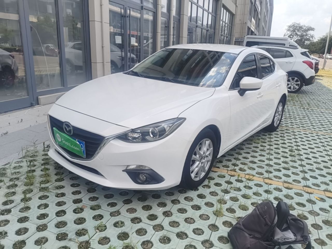 3 Axela 2016 Sedan 1.5L MT Comfort