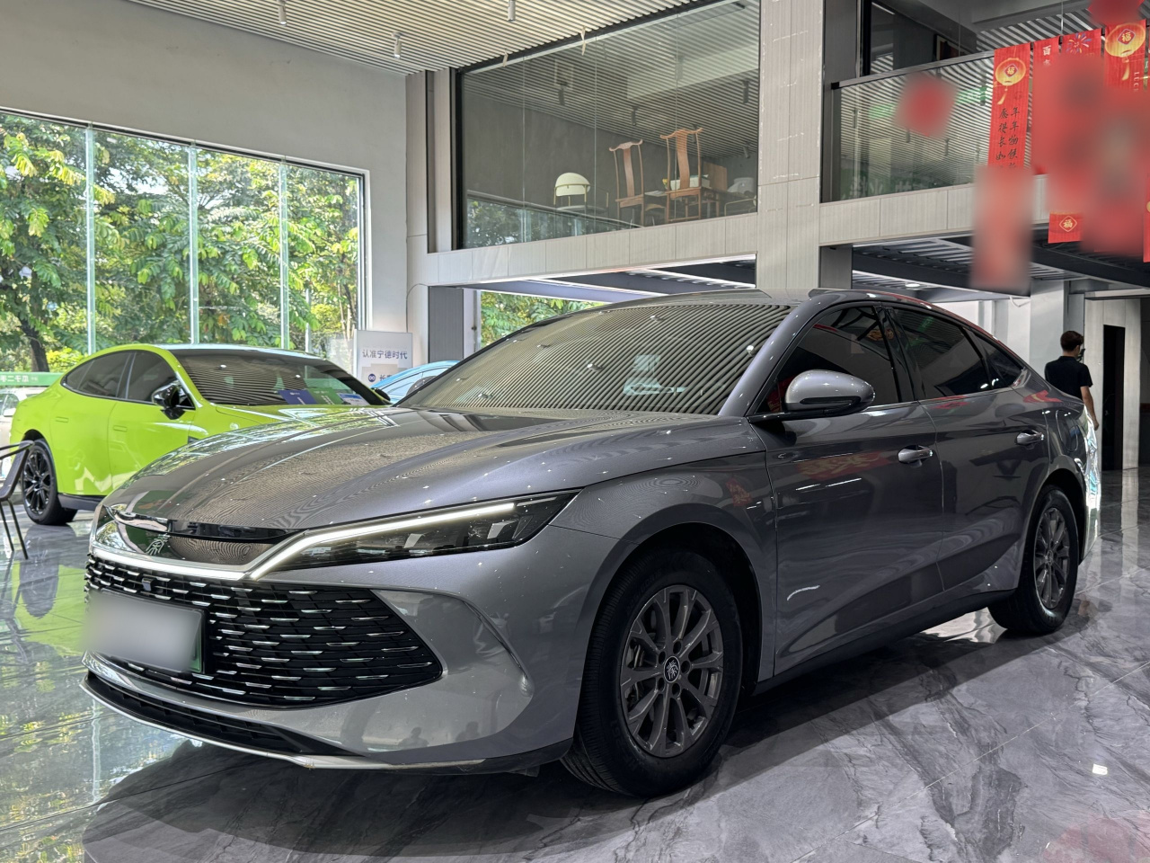 Qin L 2024 DM-i 80KM Leading photo 2