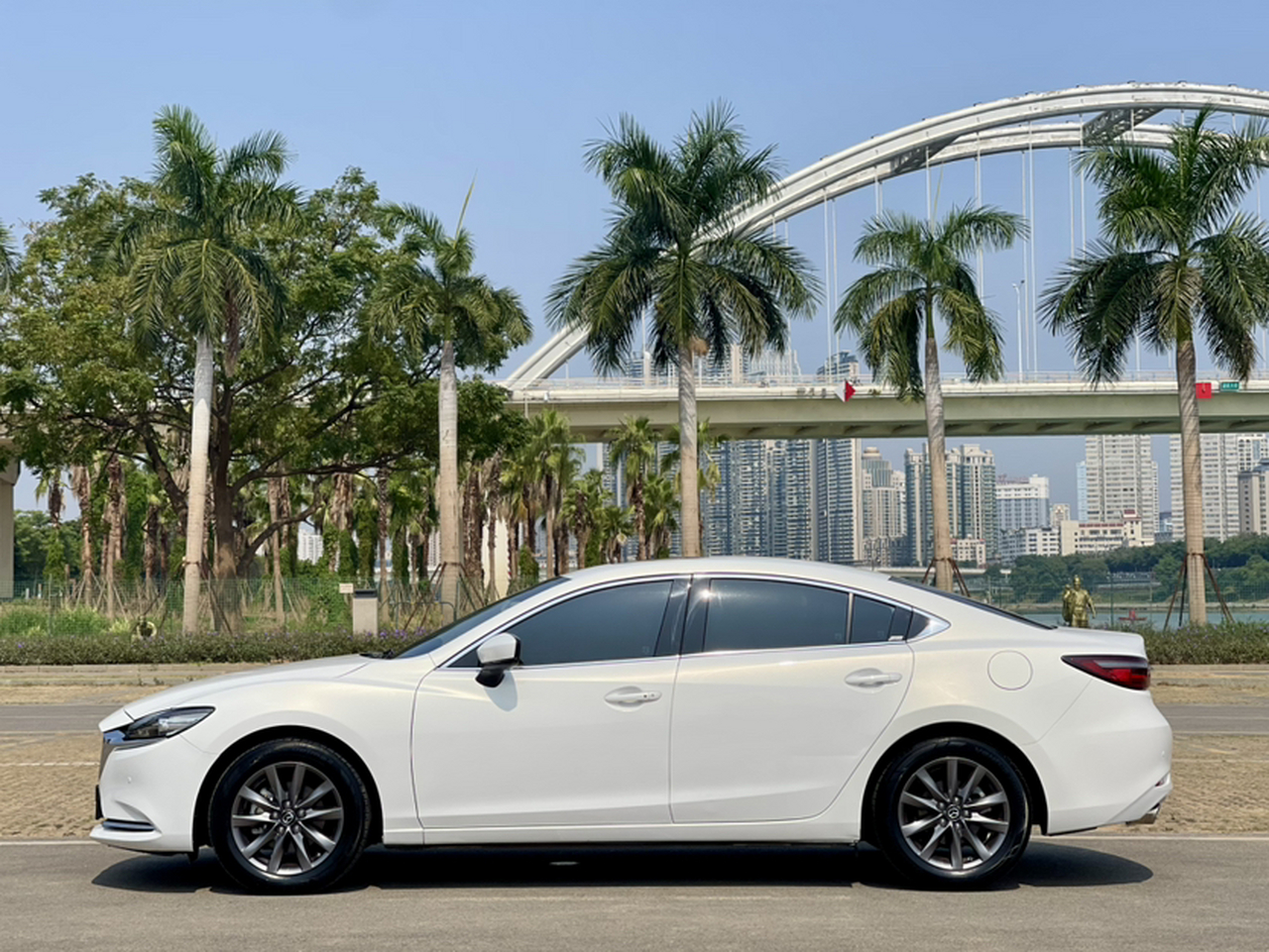 Atenza 2020 2.0L Luxury photo 3