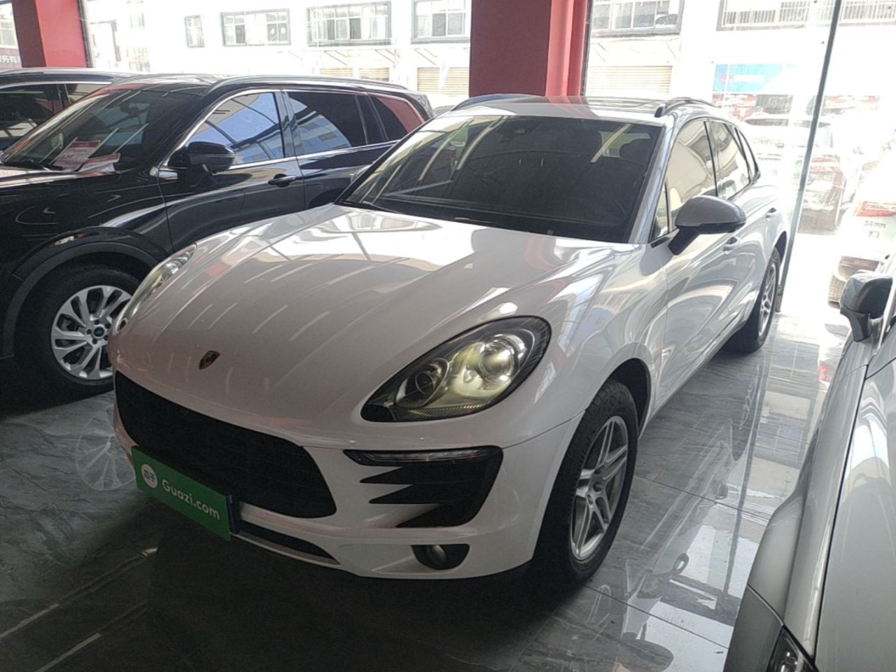 2017 Macan 2.0T
