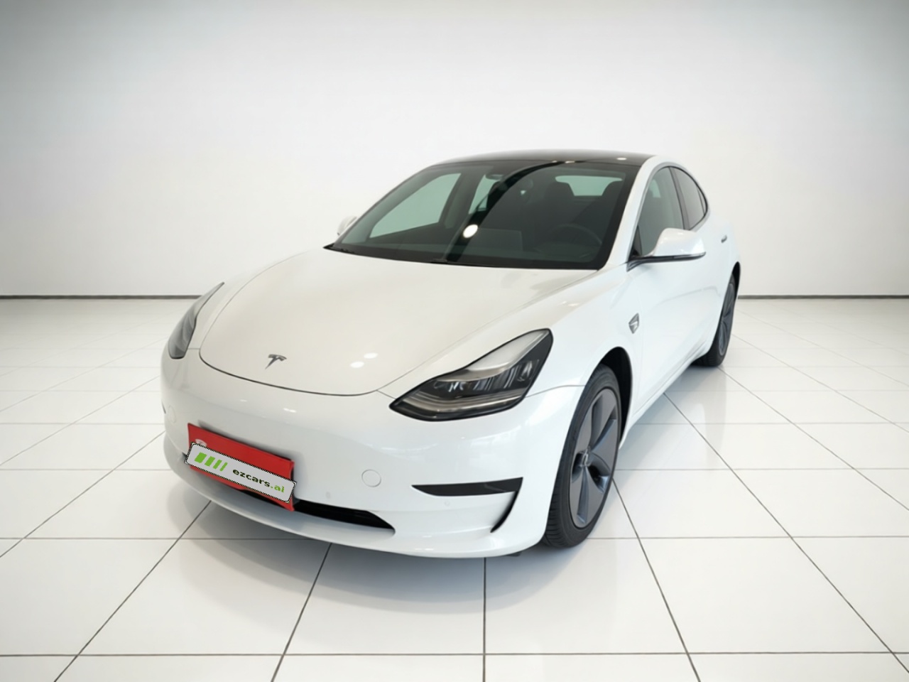 Model 3 Imported 2019 Standard Range RWD Upgraded