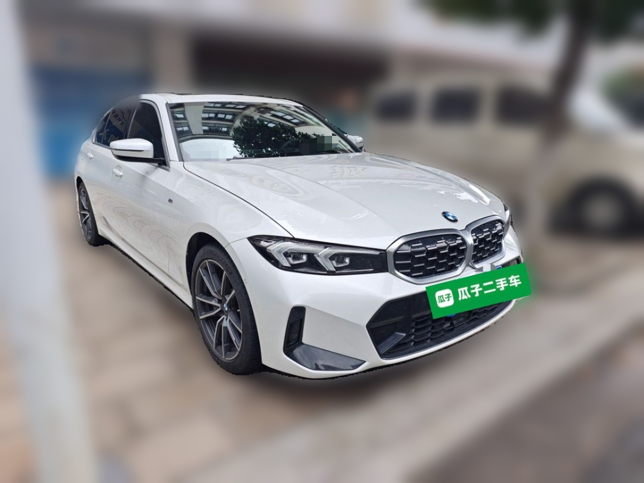 3 Series 2025 325Li M Sport Package photo 3