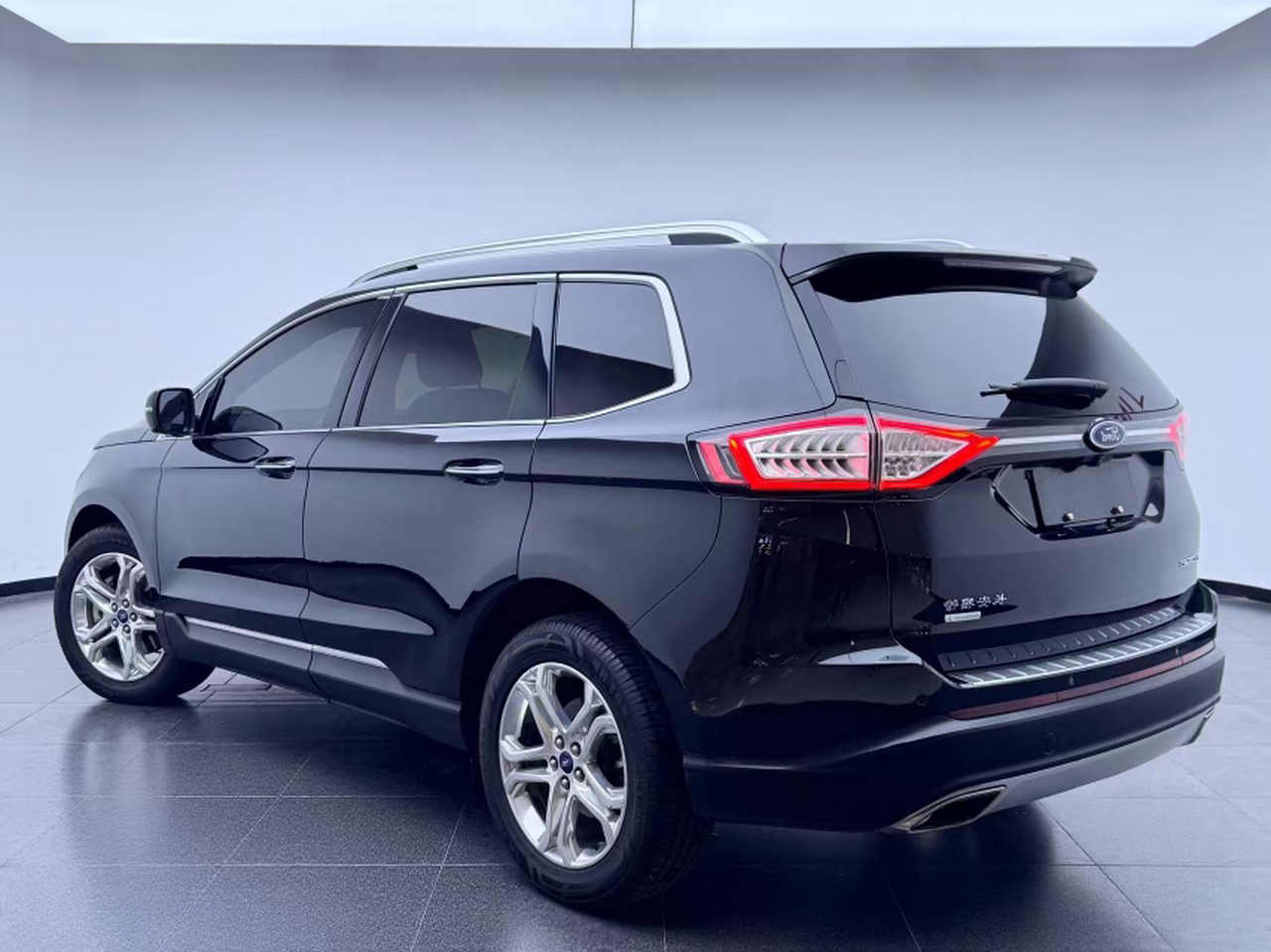 Edge 2016 EcoBoost 245 RWD 7-Seater photo 4