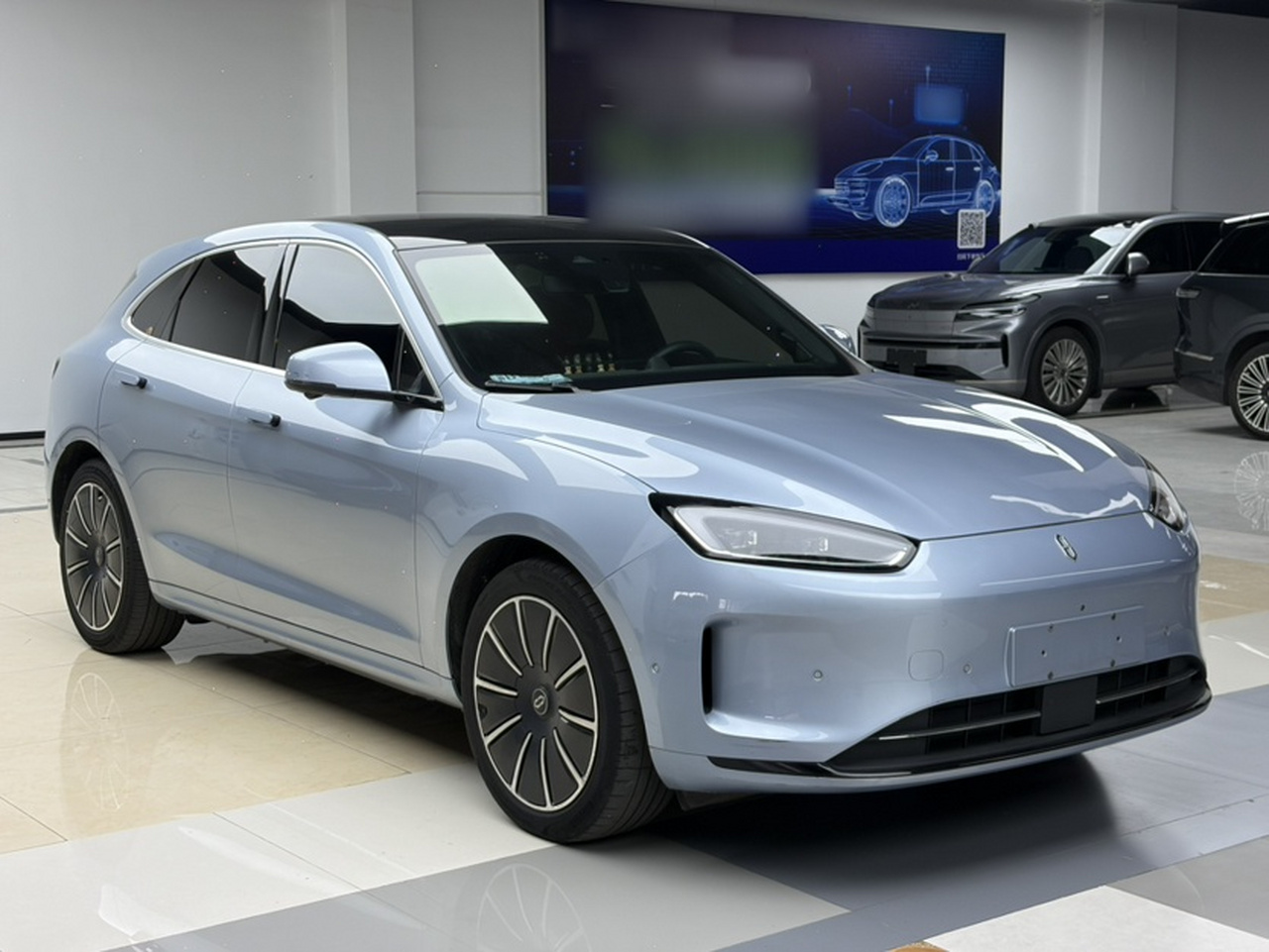 HIMA AITO M5 2022 EV AWD Performance photo 4