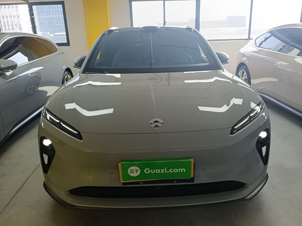 ET5T 2024 75kWh Touring photo 2