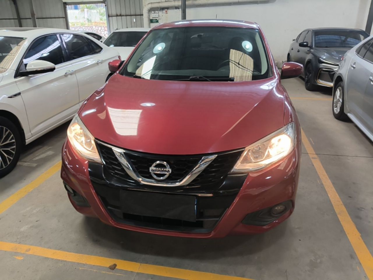 Tiida 2019 1.6L CVT China VI photo 2