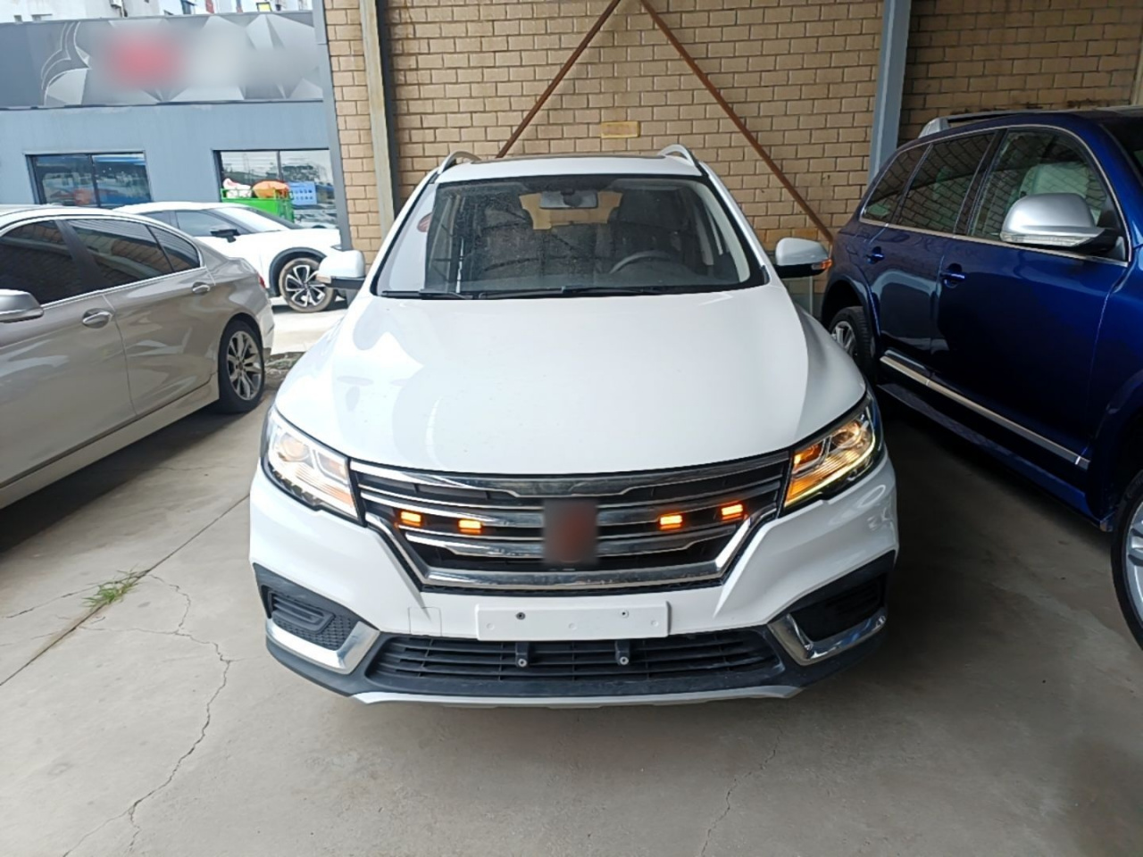 RX3 2020 1.6L MT 4G Elite photo 2