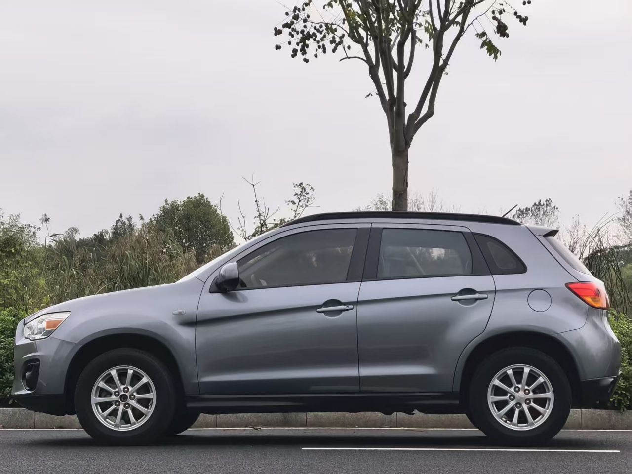 ASX 2013 2.0L CVT RWD Tech photo 2