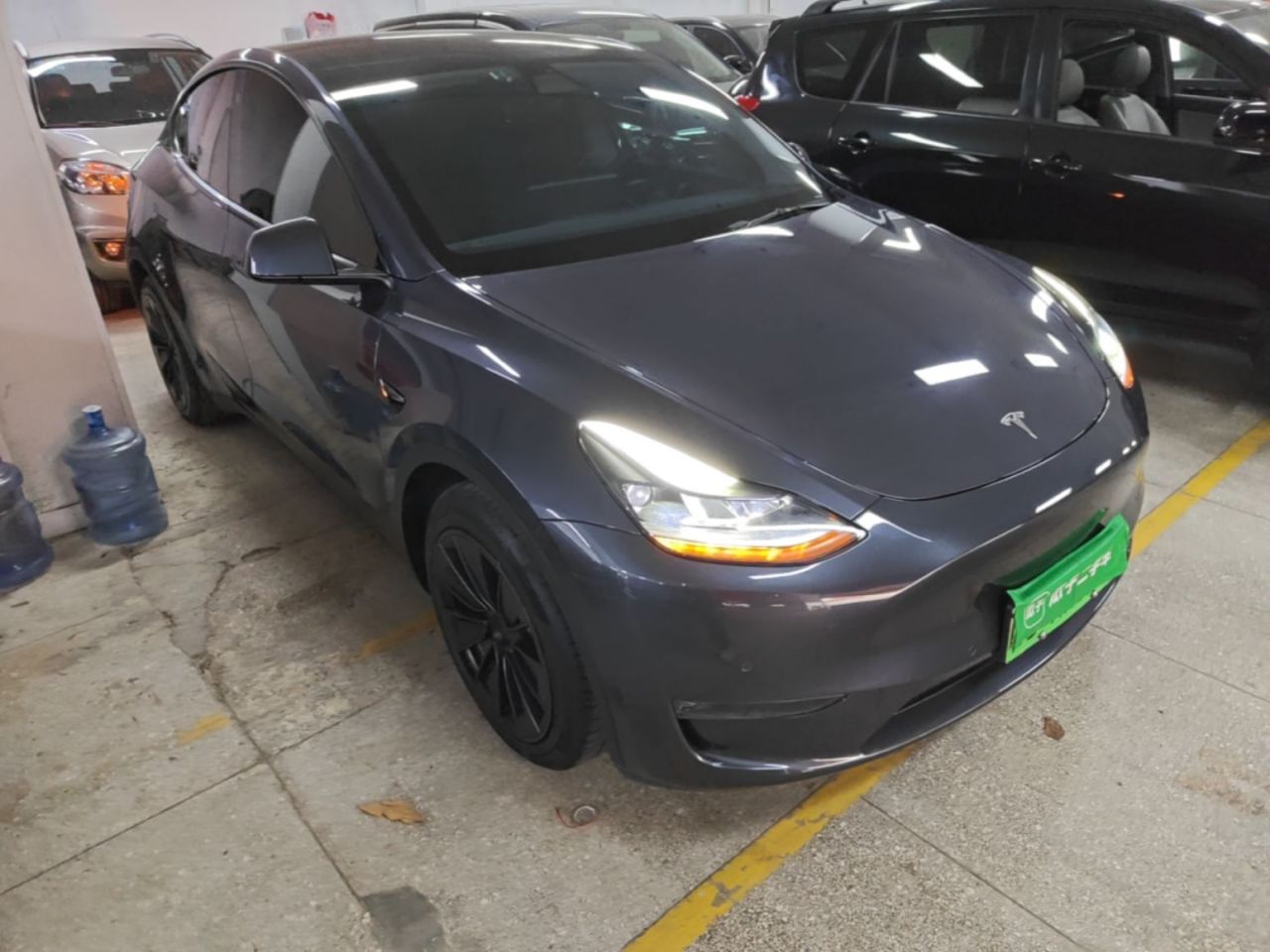 Model Y 2021 Standard Range RWD photo 3