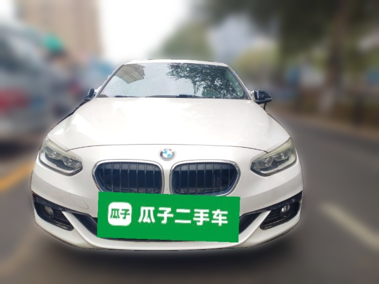 1 Series 2018 118i Sport photo 2