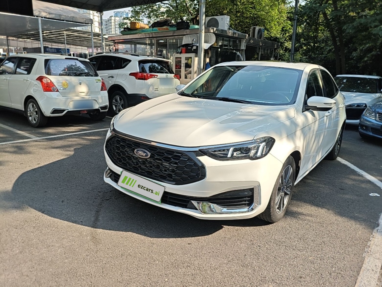 Escort 2021 1.5L AT